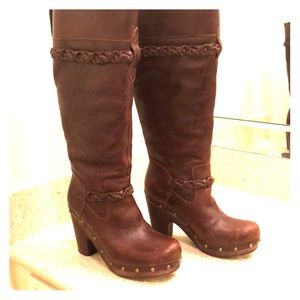 Tall Ugg women’s boot